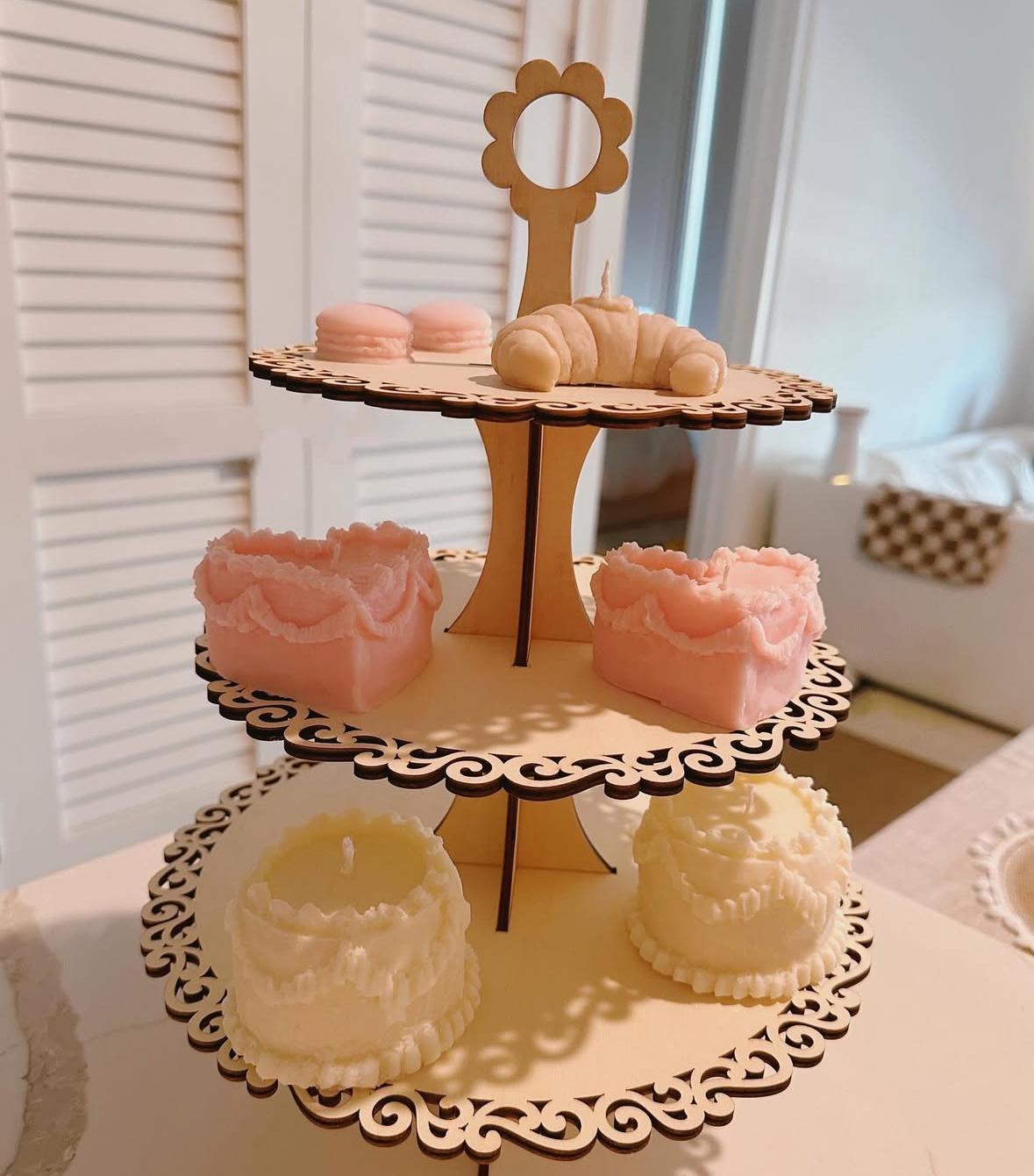 Cutie Cake Candle